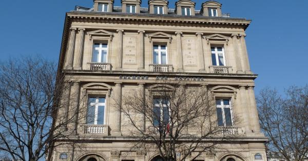 Decouverte Du Batiment Aujourd Hui Chambre De Paris